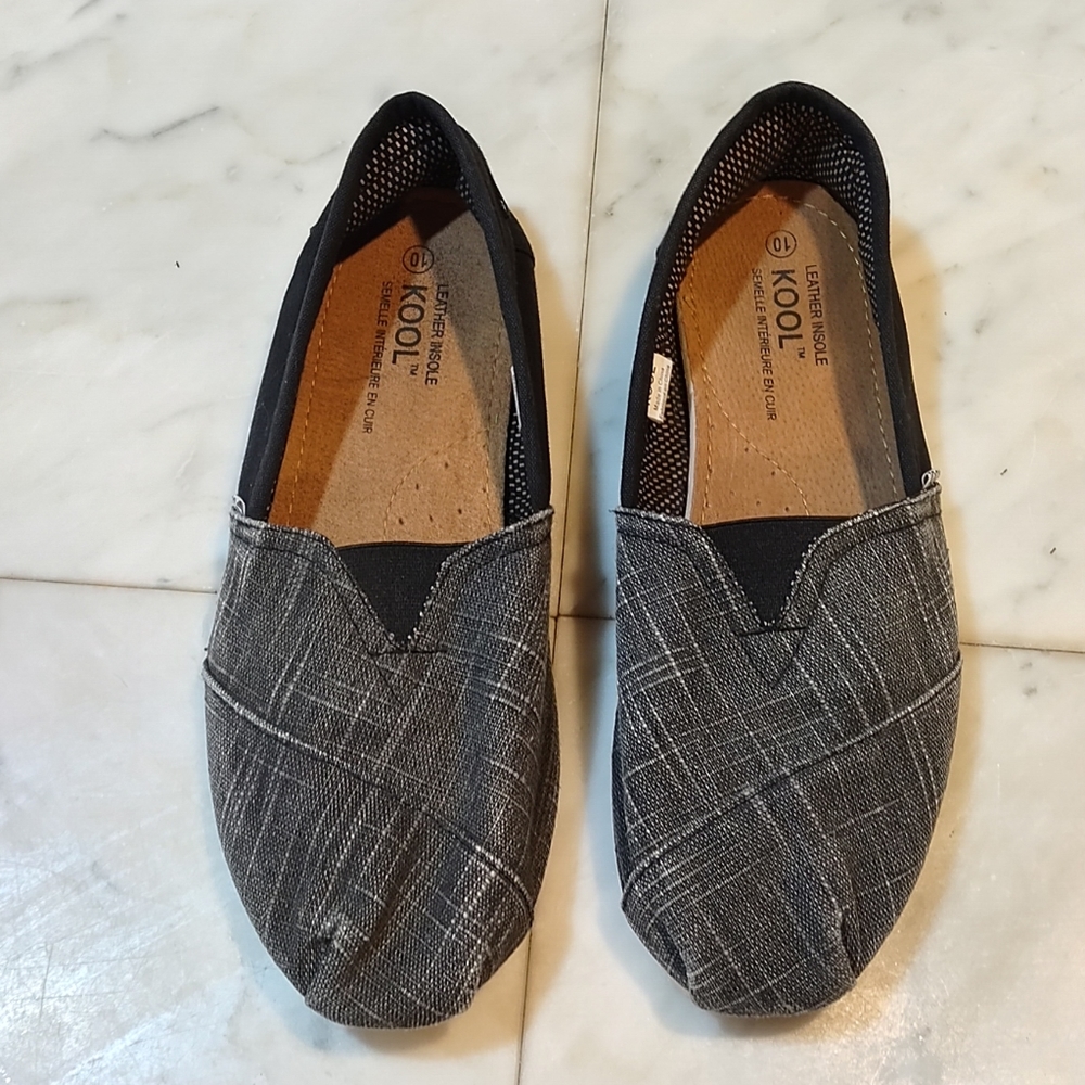 KOOL Canvas Flats